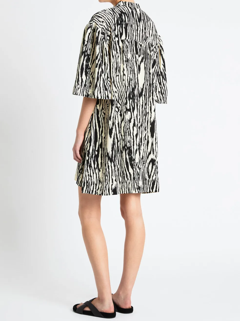 apia_dress_3.webp Apia Dress