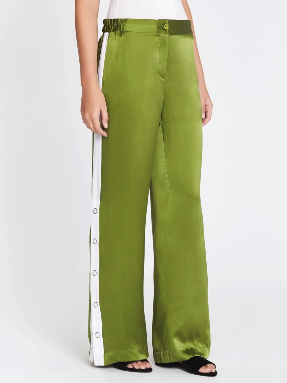 arwen_warm_up_pant_2.webp Arwen Warm Up Pant
