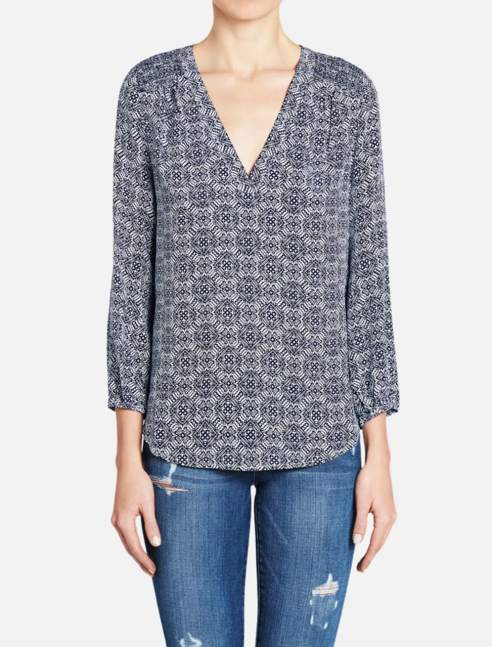 axel_printed__sleeve_blou_1.webp Axel Printed 3/4 Sleeve Blouse