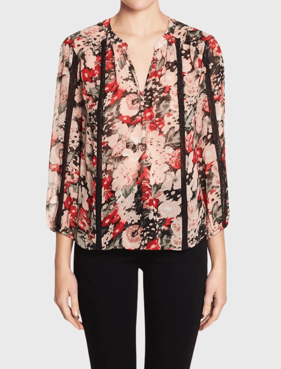 eber_blouse_1.webp Eber Blouse