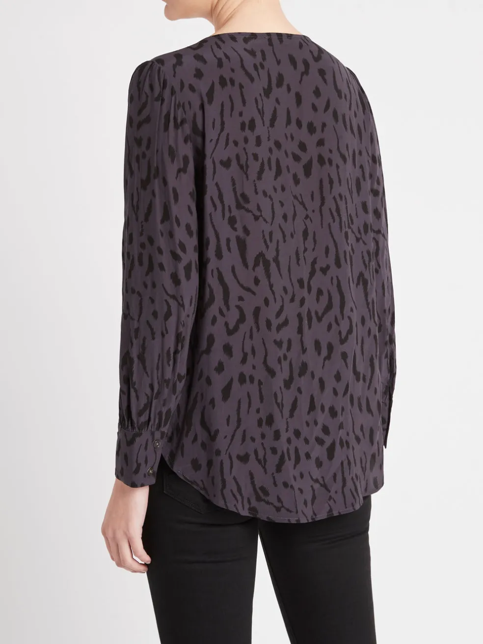 hillary_top_3.webp Hillary Top