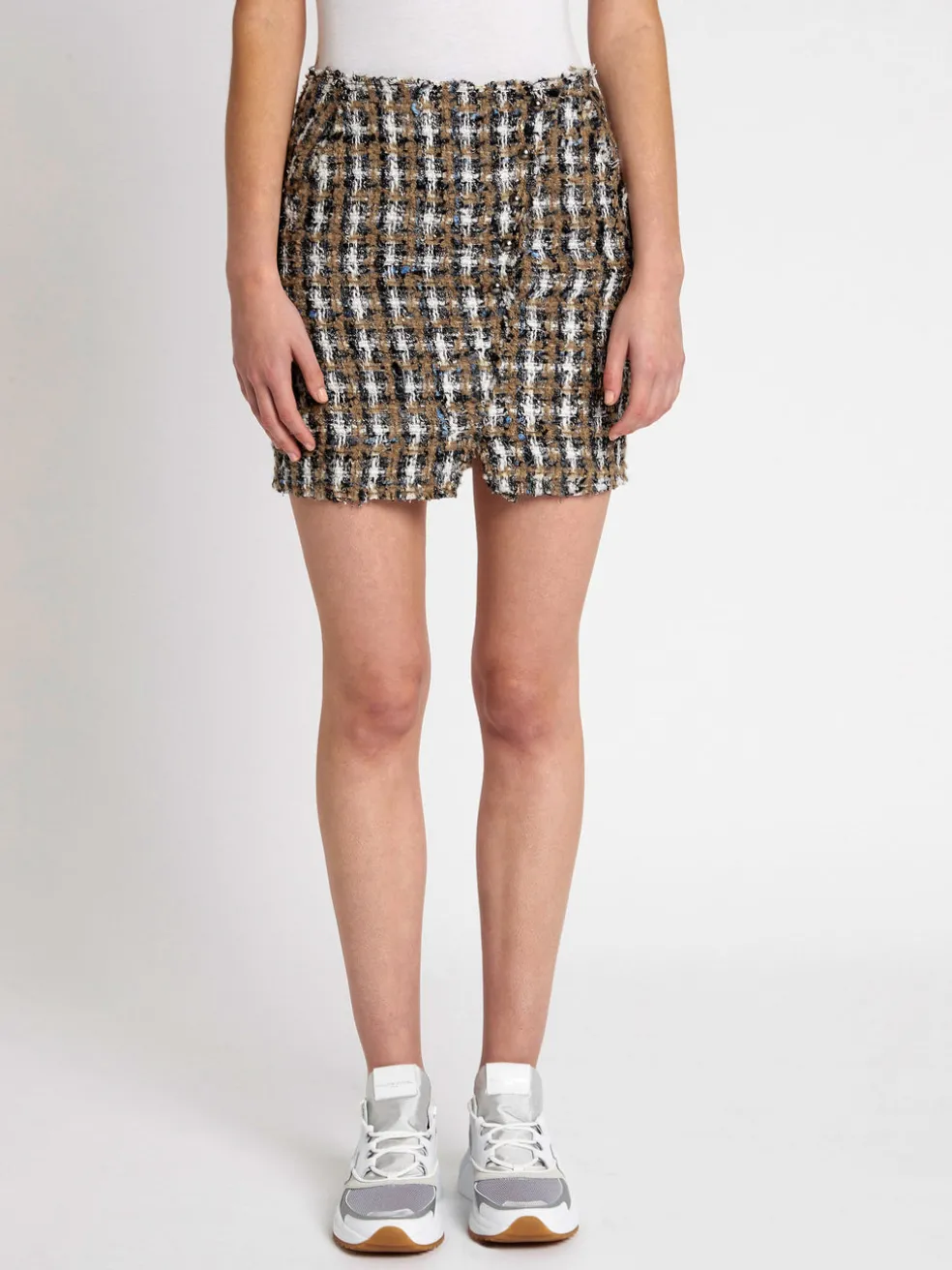 hunch_skirt_1.webp Hunch Skirt