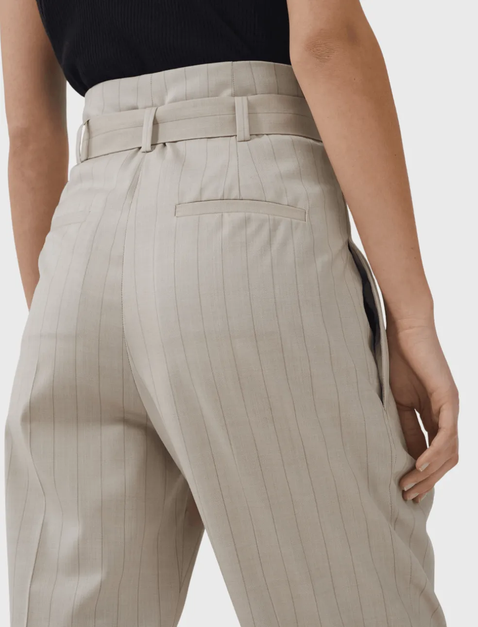 igna_pants_3.webp Igna Pants