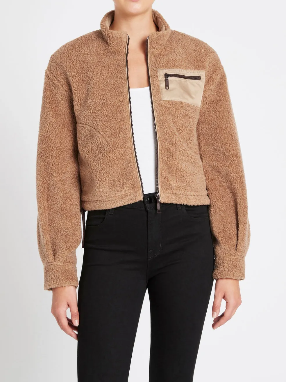 jose_jacket_1.webp Jose Jacket