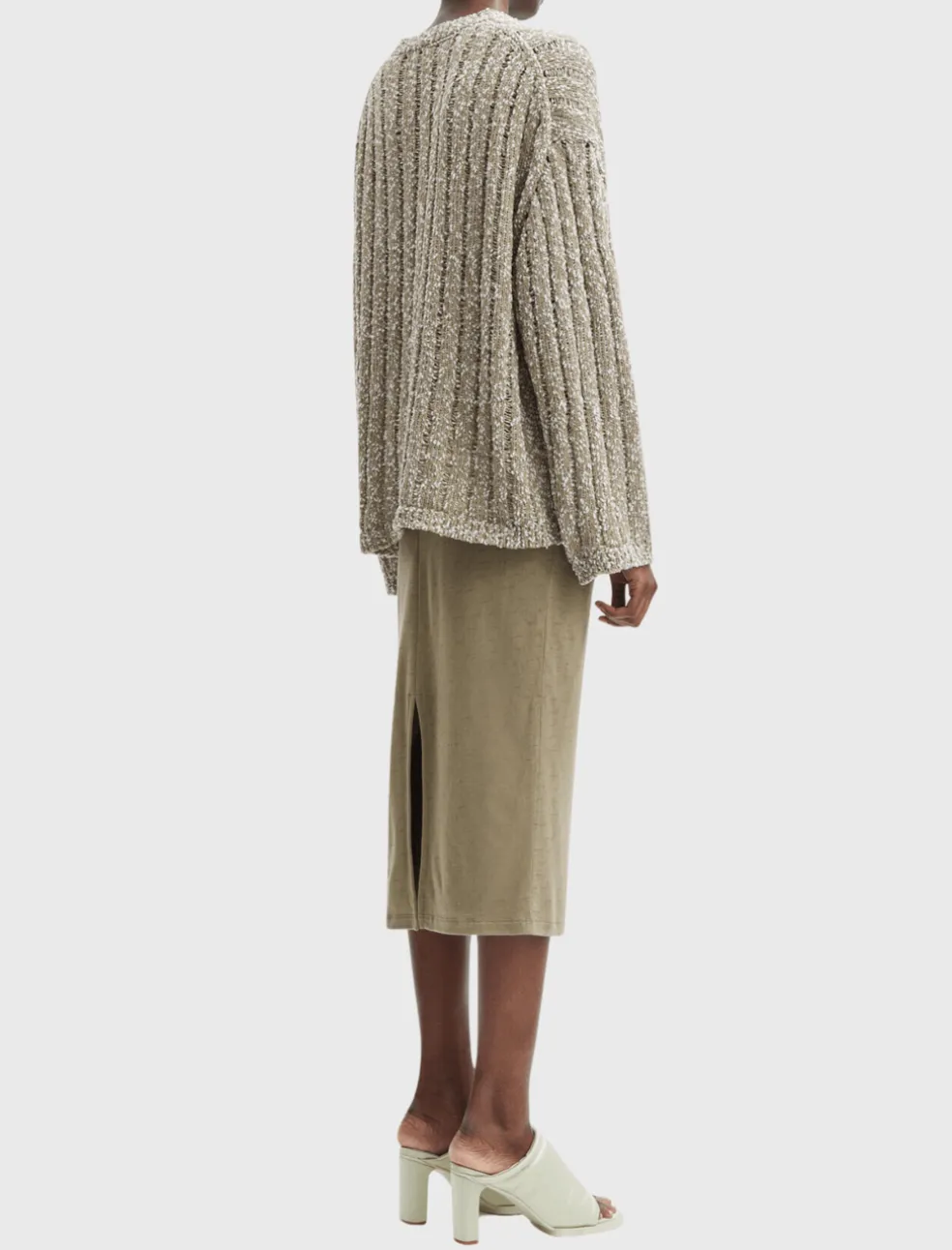 julia_crew_neck_knit_swea_3.webp Julia Crew Neck Knit Sweater