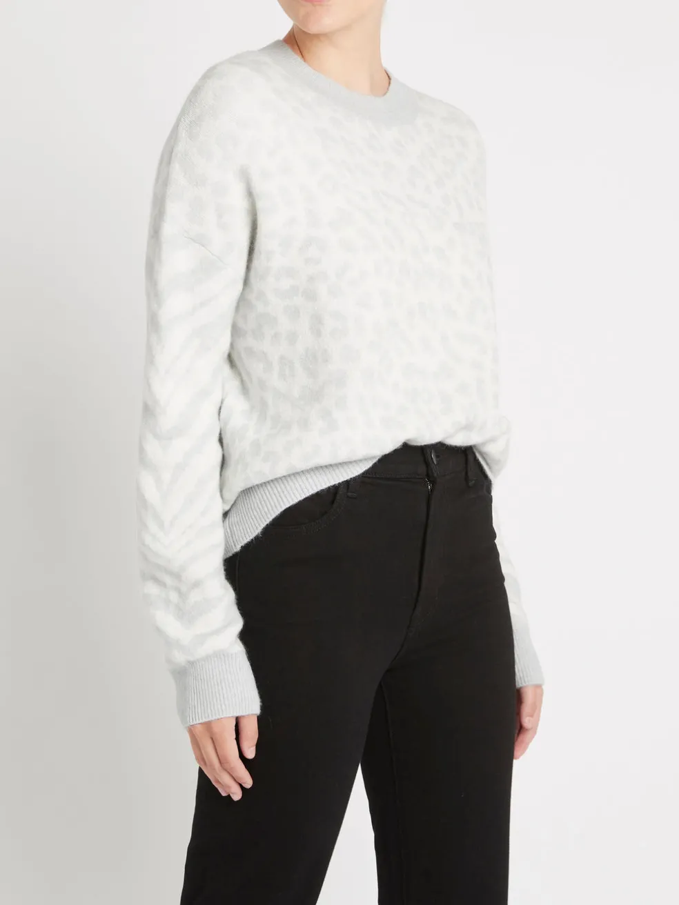 lana_sweater_2.webp Lana Sweater