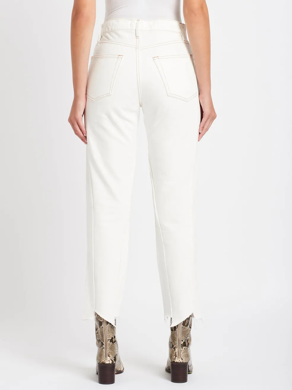 le_original_jagged_edge_j_3.webp Le Original Jagged Edge Jean