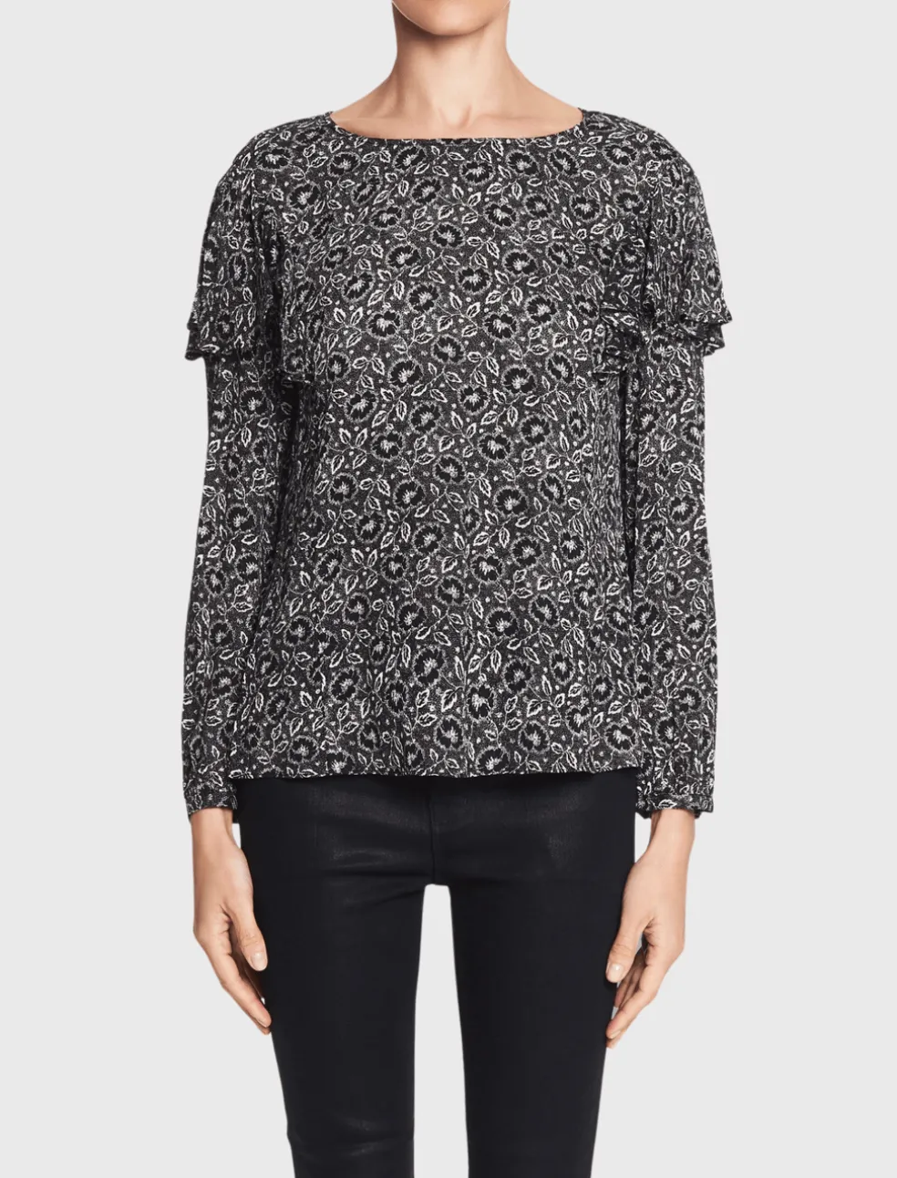 long_sleeve_sweet_briar_t_1.webp Long Sleeve Sweet Briar Top