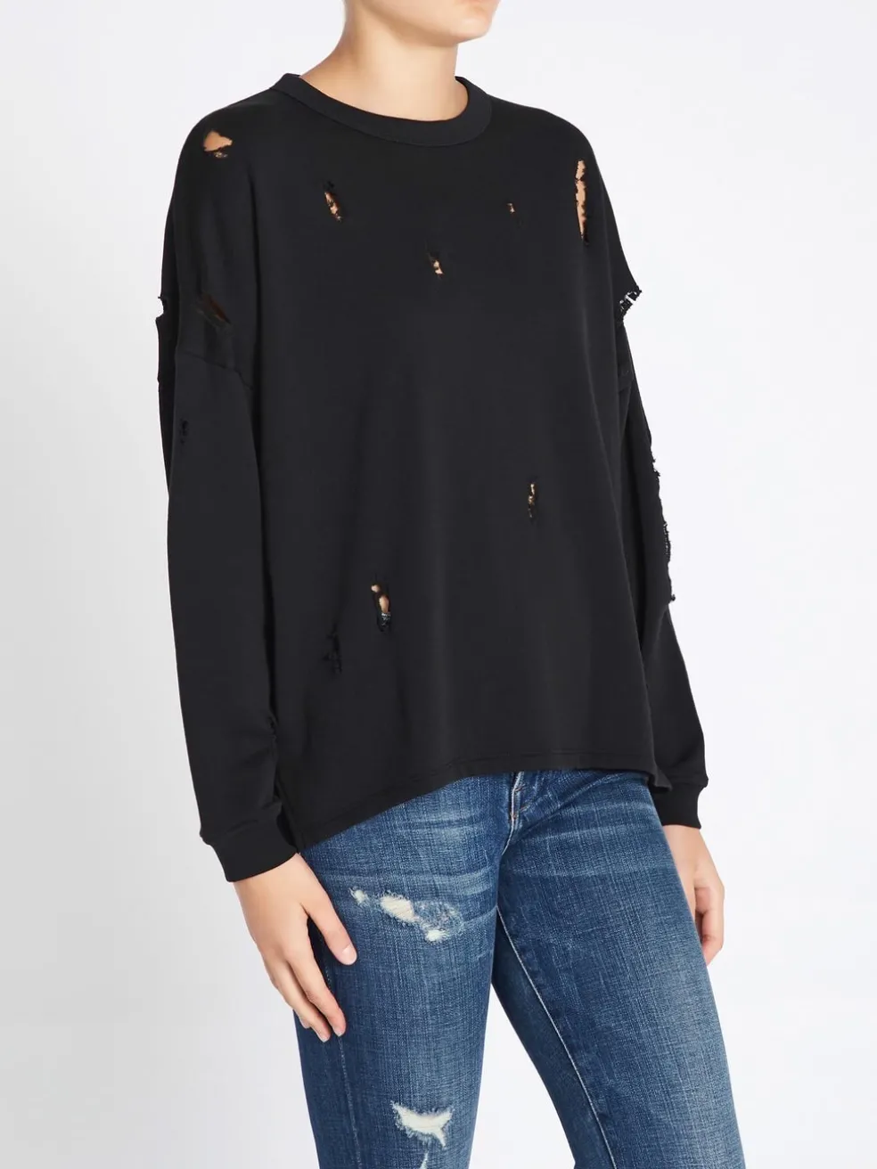 lyzza_sweatshirt_2.webp Lyzza Sweatshirt