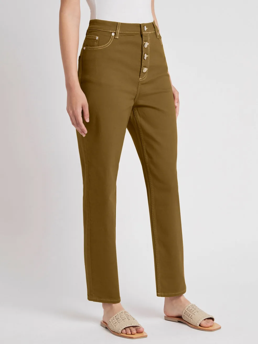 nancy_pant_2.webp Nancy Pant