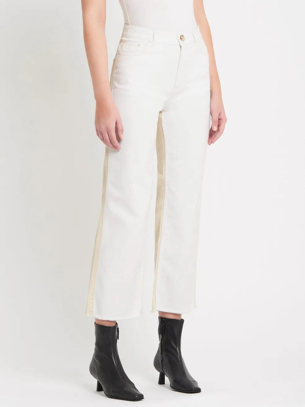 needra_jean_2.webp Needra Jean