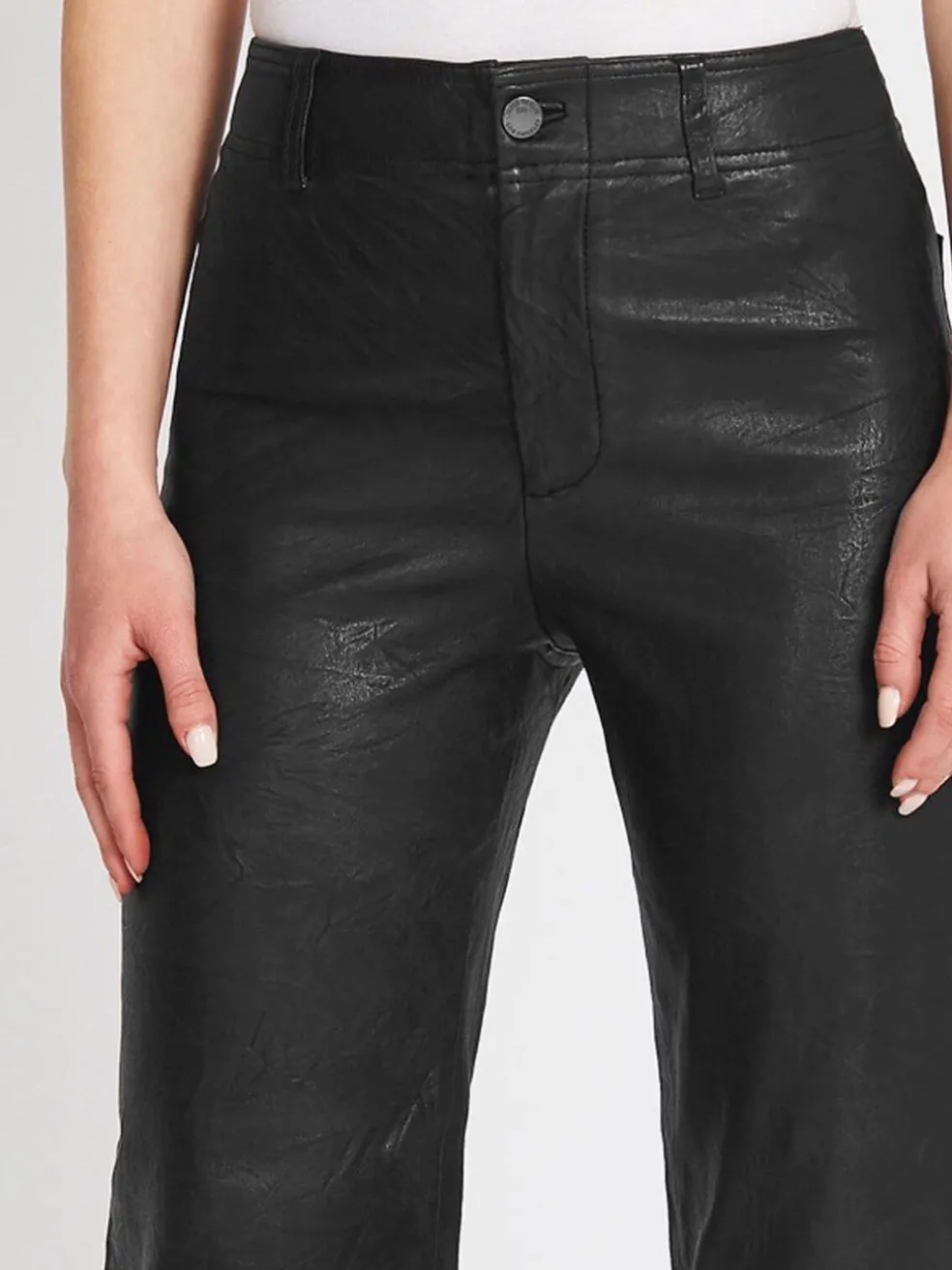nellie_culotte_leather_pa_4.webp Nellie Culotte Leather Pants