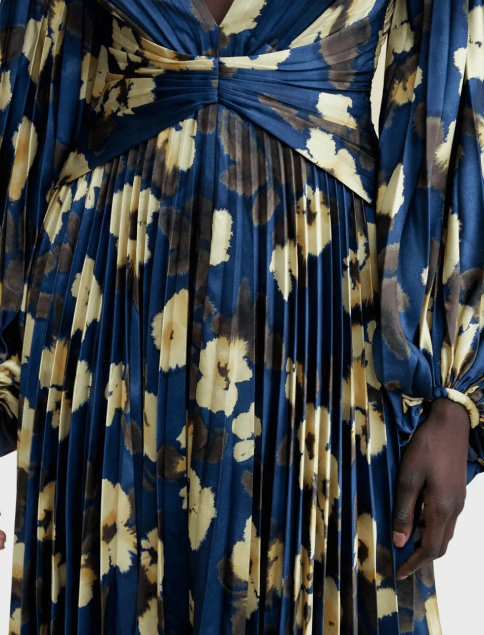 palms_long_sleeve_midi_dr_4.webp Palms Long Sleeve Midi Dress