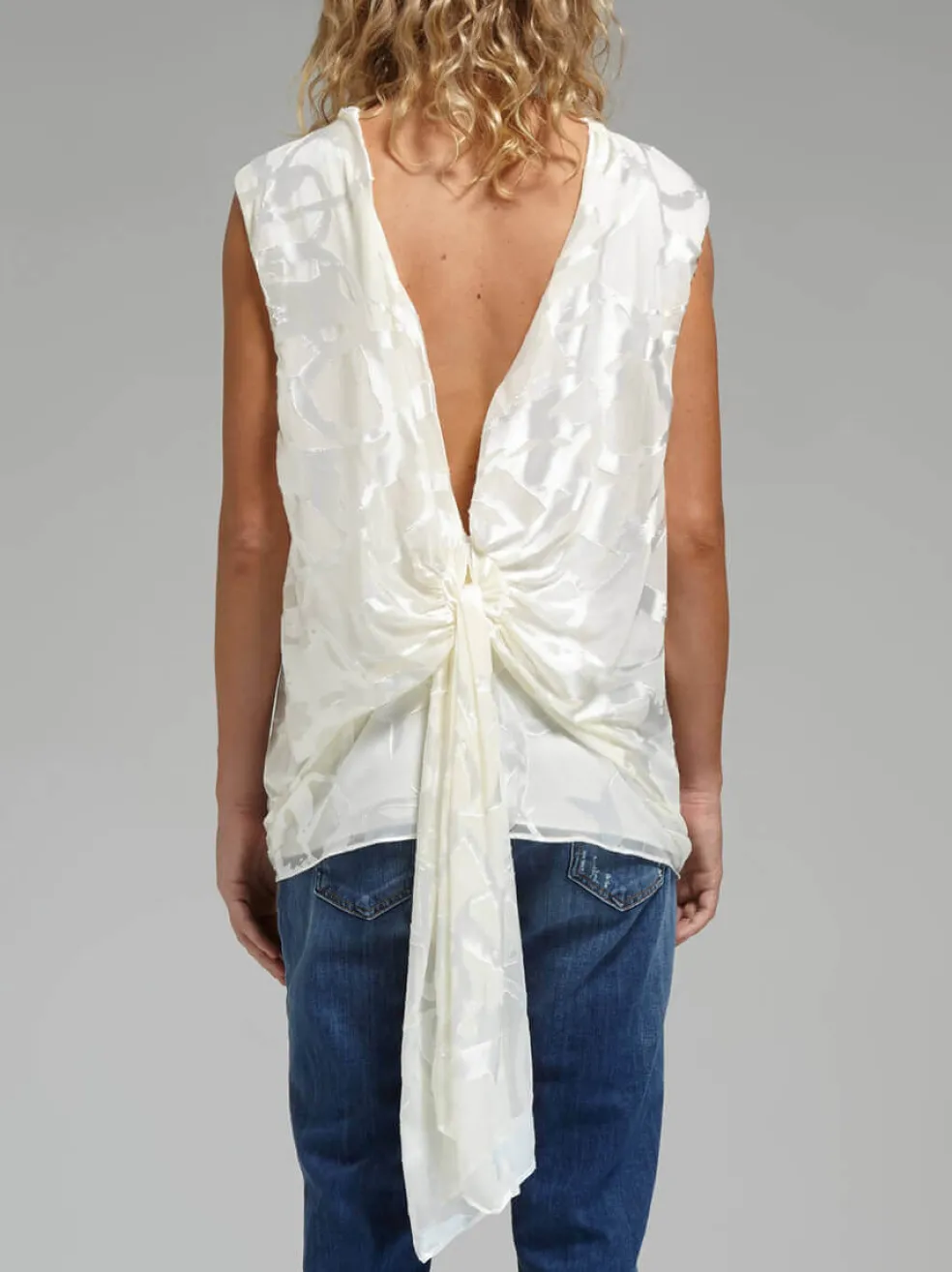 perspective_top_3.webp Perspective Top