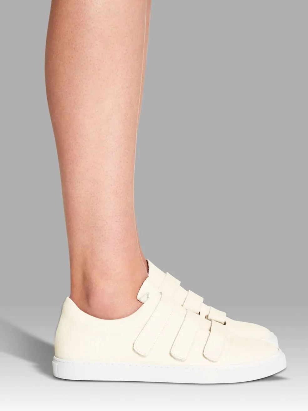 scratchy_velcro_sneakers_1.webp Scratchy Velcro Sneakers