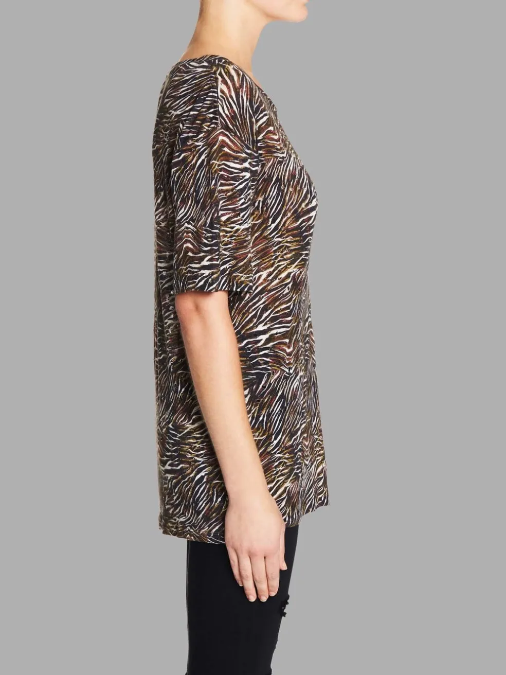 shay_tee_2.webp Shay Tee