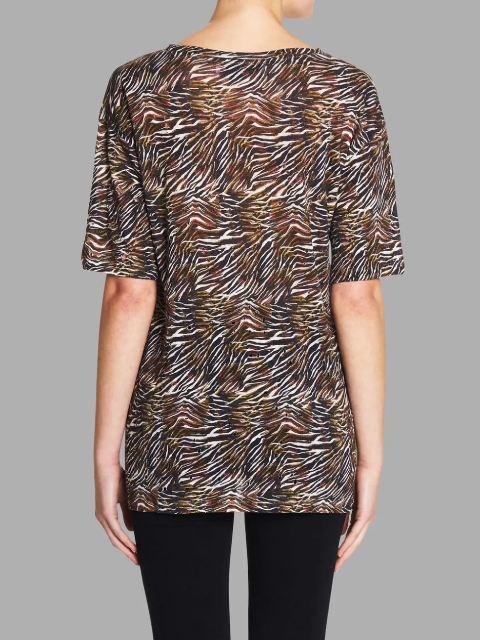 shay_tee_3.webp Shay Tee