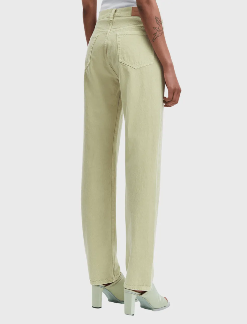 susan_straight_fit_jeans_3.webp Susan Straight Fit Jeans