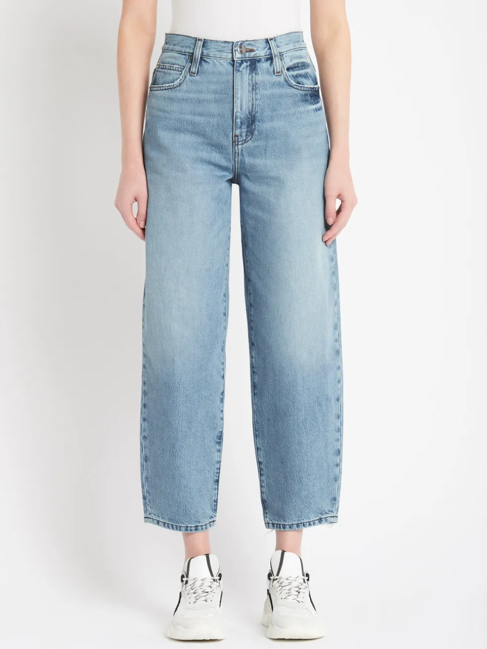 ultra_high_barrel_leg_jea_1.webp Ultra High Barrel Leg Jean