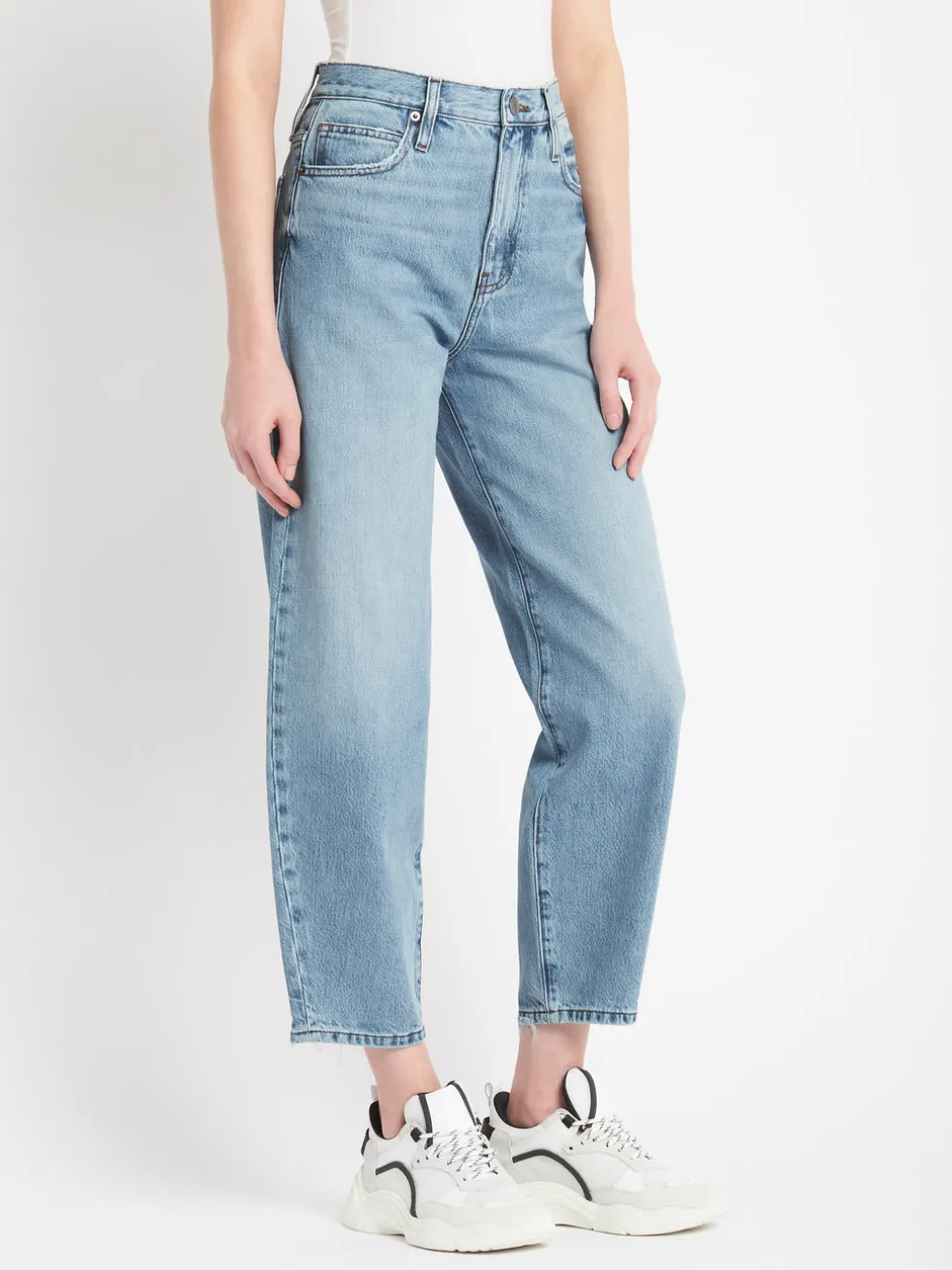 ultra_high_barrel_leg_jea_2.webp Ultra High Barrel Leg Jean