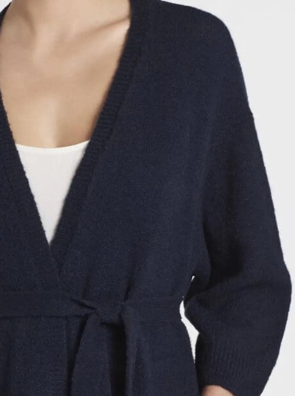 vikiville_long_sleeve_car_4.webp Vikiville Long Sleeve Cardigan