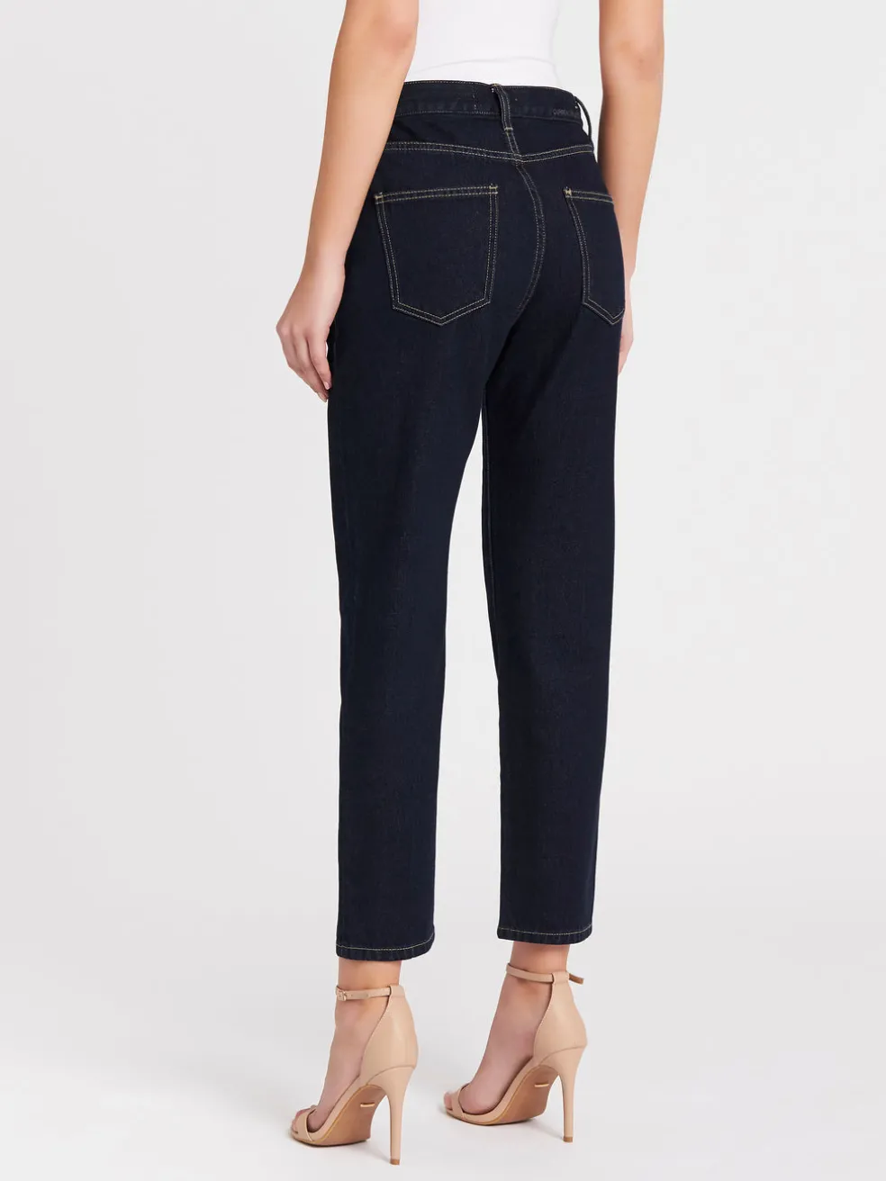 vintage_cropped_slim_jean_3.webp Vintage Cropped Slim Jean